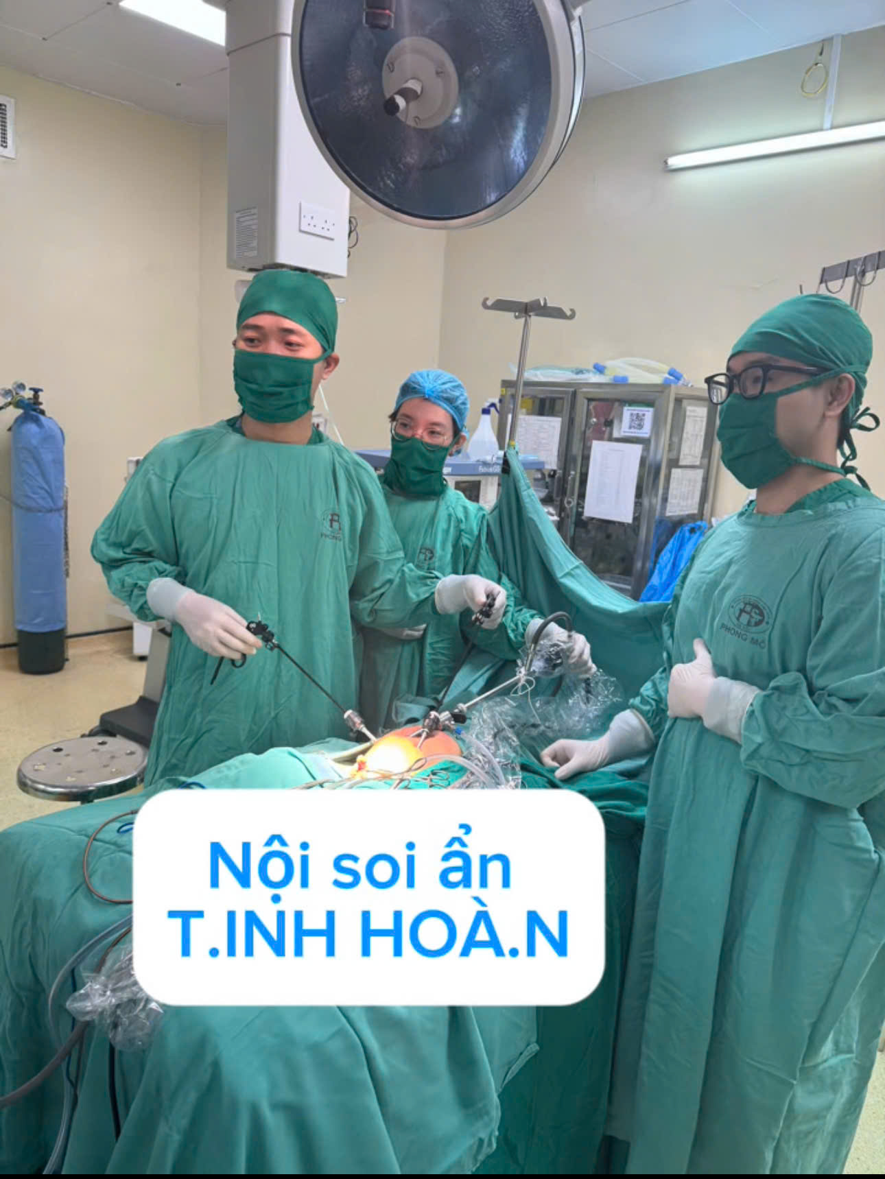 Phẫu thuật nội soi điều trị tinh hoàn ẩn trong ổ bụng – BS. Dương Mai